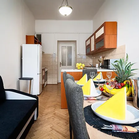 Victory Noble Estate *